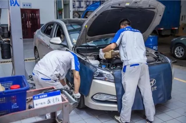 驚天秘聞: 開車去4S店做保養(yǎng)要花多少錢？